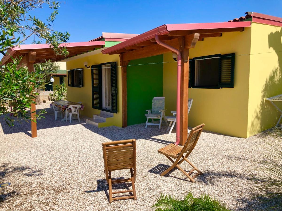Villette Vacanze - Vie Russe Marina Di Pescoluse Εξωτερικό φωτογραφία